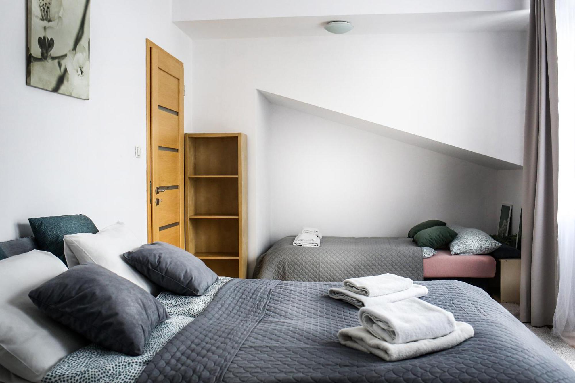 Fully-Furnished Apartment With Air Conditioning For Families, Cracow Old Town 크라쿠프 외부 사진
