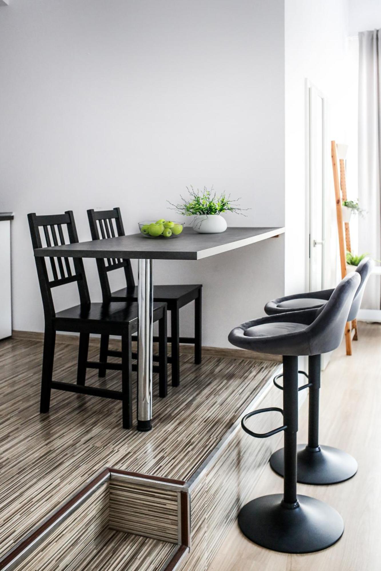 Fully-Furnished Apartment With Air Conditioning For Families, Cracow Old Town 크라쿠프 외부 사진